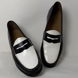 G H Bass Weejuns Handcrafted Black/White Spectators  Penny Loafers Women's 9M